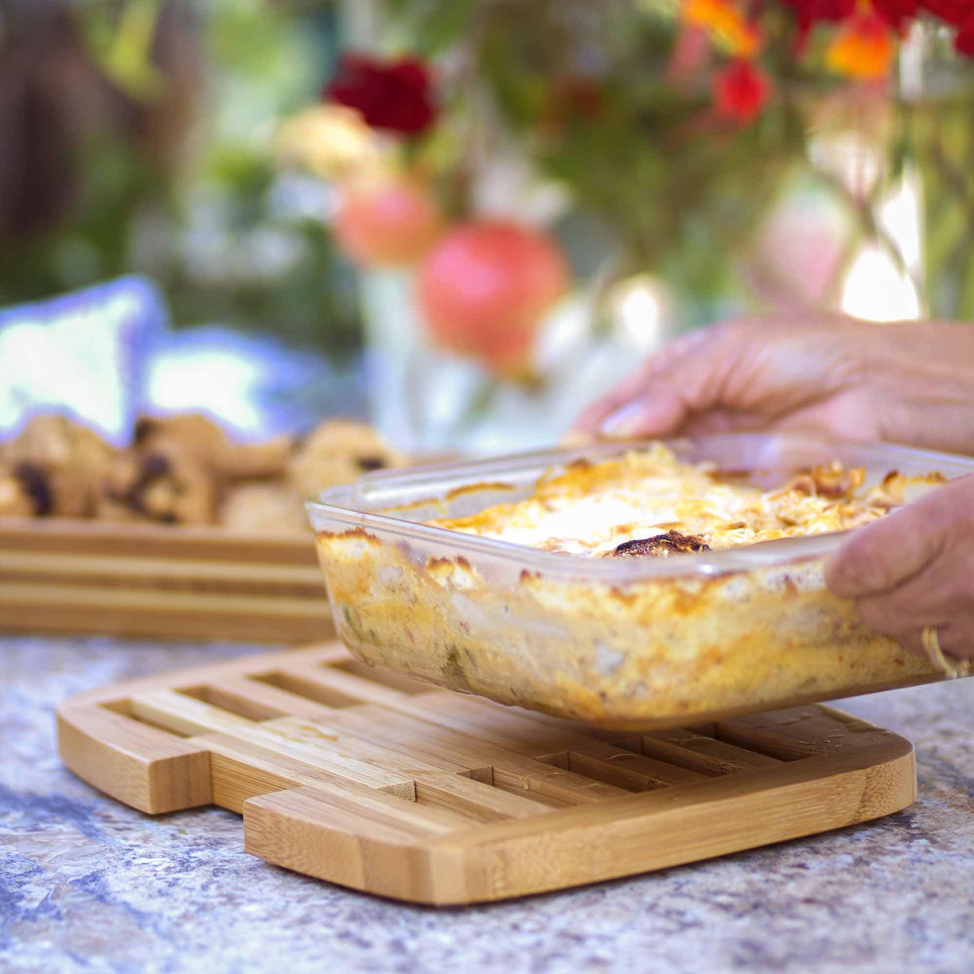 Expandable Trivet for Hot Plates, Expands to 11-1/2" Wide