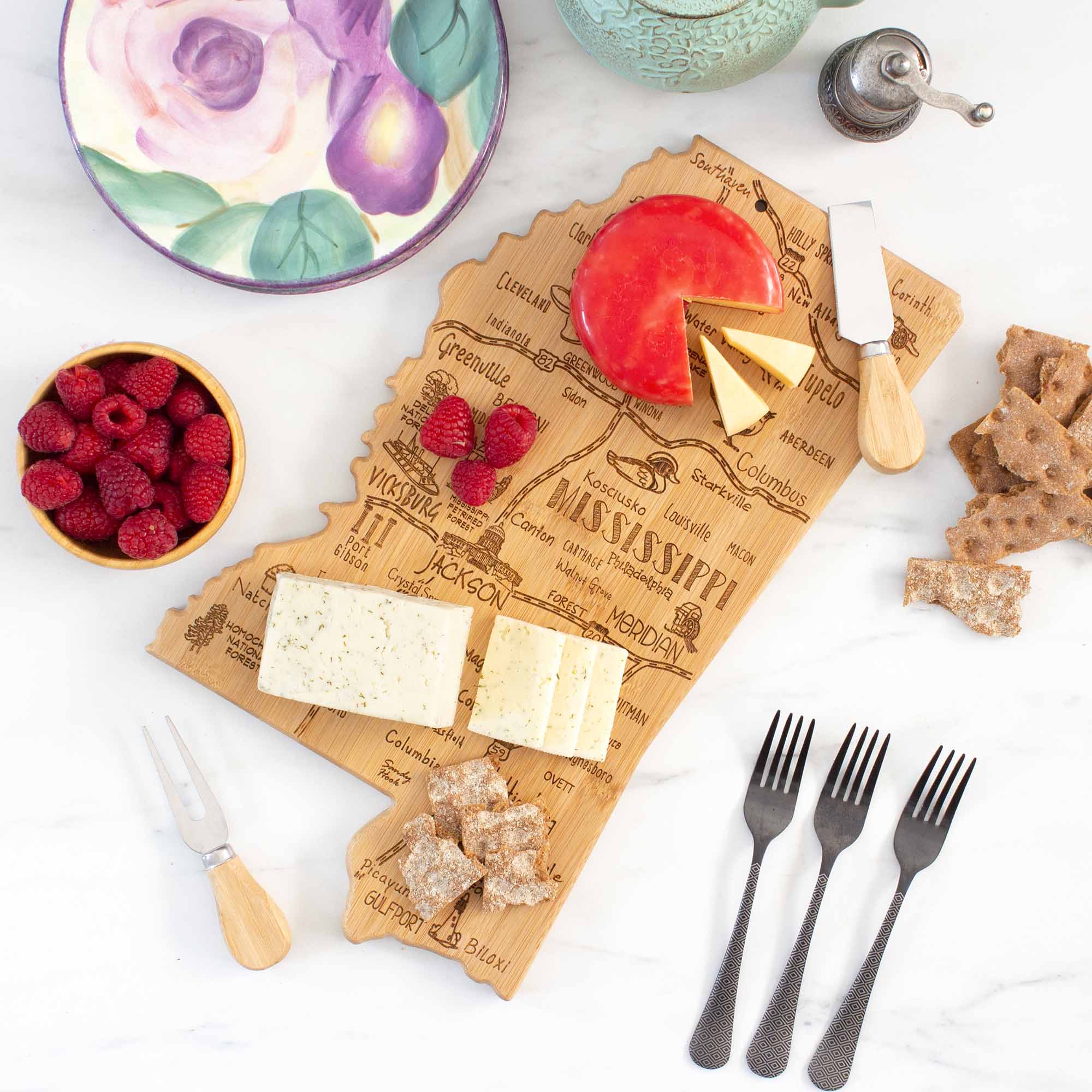Destination Mississippi Cutting Board, 16-1/2" x 9-3/4"