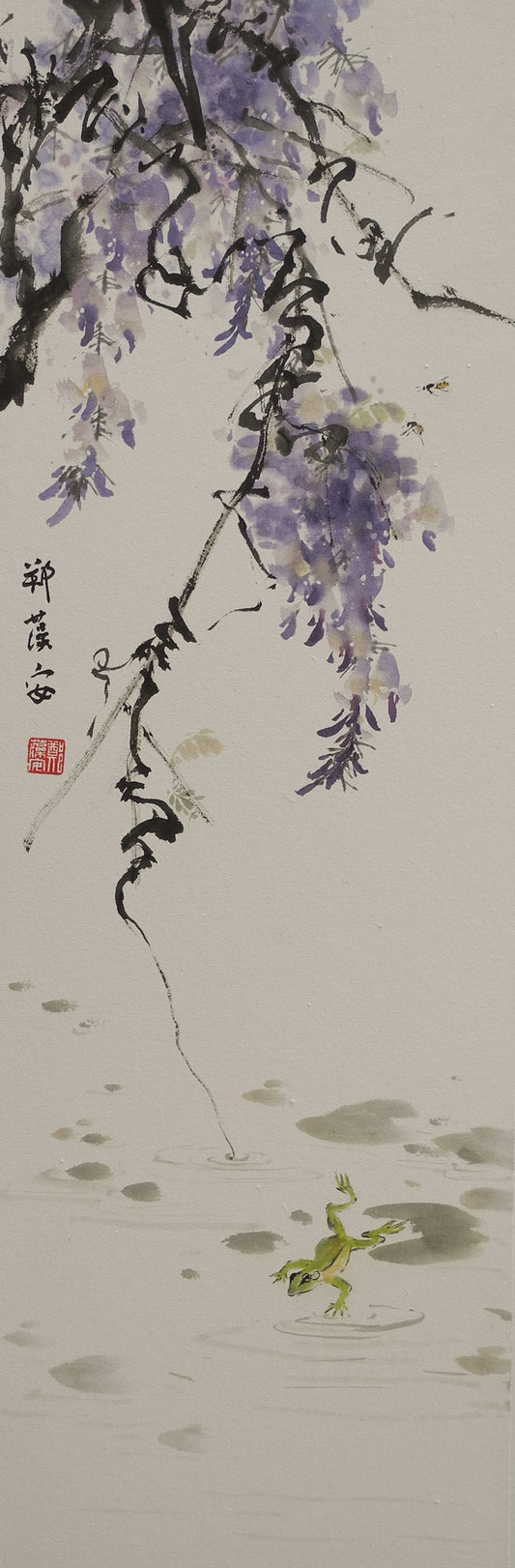 A Splash Under the Wisteria